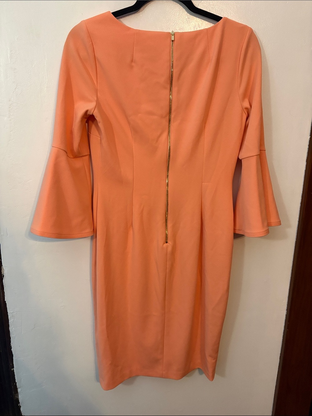 Calvin Klein Women's Peach Bell-Sleeve Sheath Dress Size 6 - Picture 6 of 8
